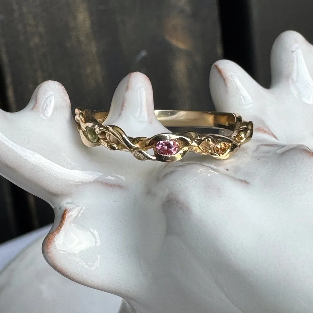 10KYG Tourmaline-Peridot-Citrine Contour Ring NWOT